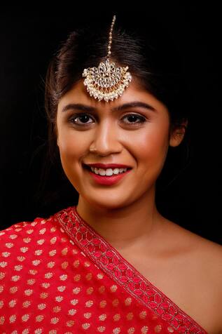 Ishhaara Kundan Studded Maangtikka
