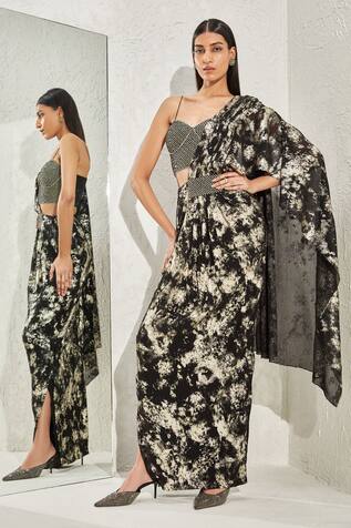 Namrata Joshipura Marble Pattern Pleated Pre-Draped Saree