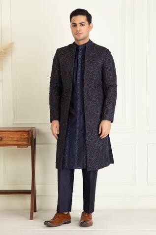 Priyanka Jain Silk Thread Embroidered Bundi Set
