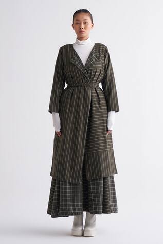 Three Reversible Jacket And Skirt Srt
