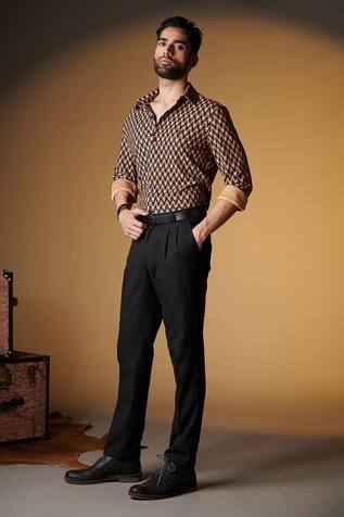 S&N by Shantnu Nikhil Geometric Print Shirt