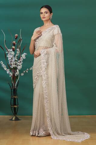 Couture by Niharika Floral Embroidered Saree With Blouse