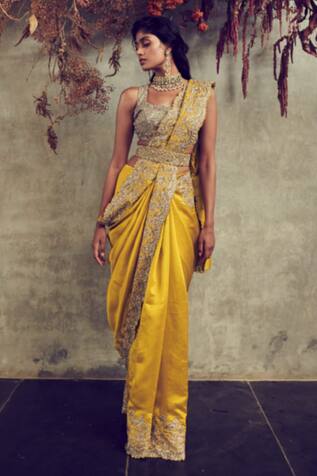 JAYANTI REDDY Silk Embroidered Saree Set
