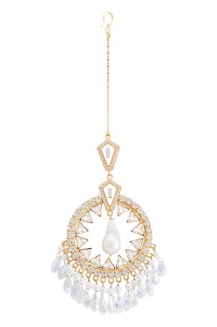 Prerto Beads & crystal maangtikka