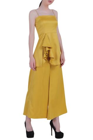 Manika Nanda Peplum Style Top With Pants