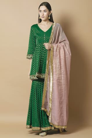 banarasi saree gown design