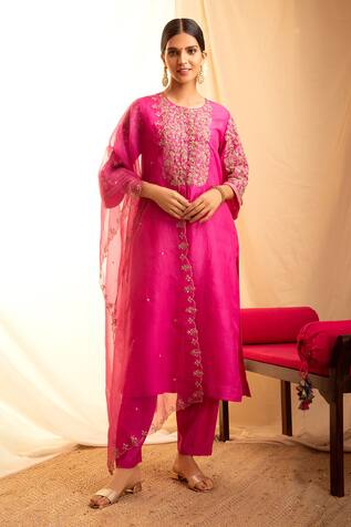 Priti Prashant Handwoven Silk Kurta Set