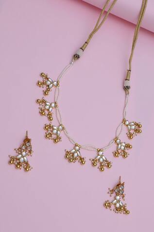 Namasya Kundan Pendant Drop Necklace Set