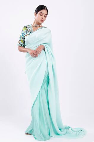 Komal Shah Pleated Saree With Patola Print Blouse