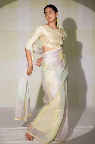 Deepthee Embroidered Saree With Blouse