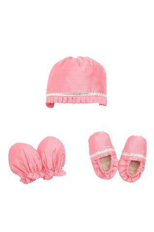 Tiber Taber Embroidered Cap, Mittens and Booties Set