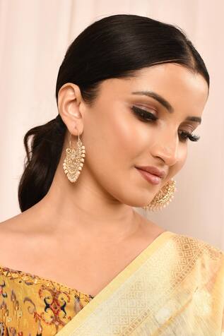 Samyukta Singhania Kundan Chandbalis