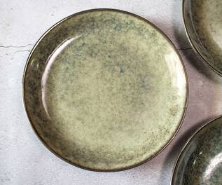 The Table Fable Set Of 2 Handcrafted Dinner Plates
