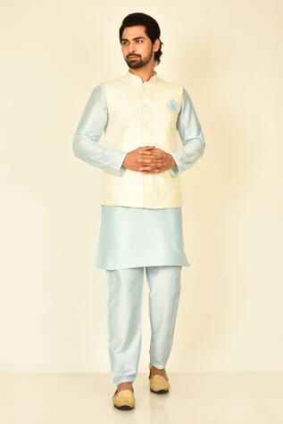 Samyukta Singhania Floral Embroidered Bundi & Kurta Set