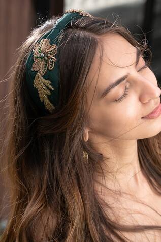 Mehak Murpana Bow Floral Embroidered Headband
