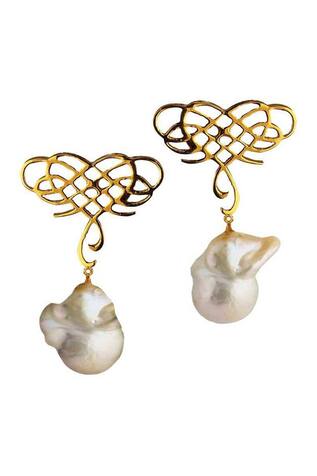 Eina Ahluwalia Infinite Love Baroque Pearl Earrings