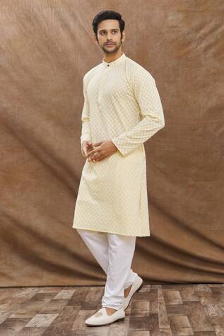 Aham-Vayam Embroidered Kurta Set