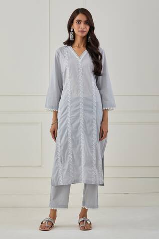 Priya Chaudhary Cotton Straight Fit Embroidered Kurta 