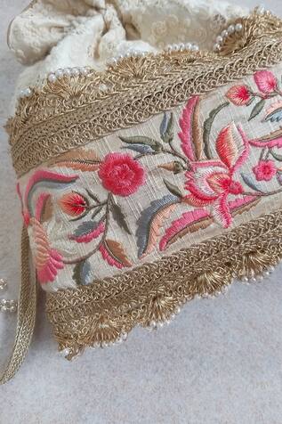 Amyra Velvet Embroidered Bucket Bag