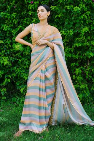 Ayaka Embroidered Saree With Scallop Edges