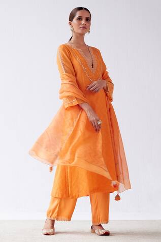 Devnaagri Block Print & Embroidered Kurta Set