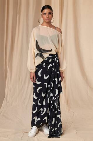 Masaba Mooncrest Print Poncho & Drape Skirt Set