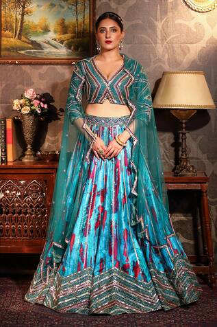 LAXMISHRIALI Chevron Border Embroidered Lehenga Set