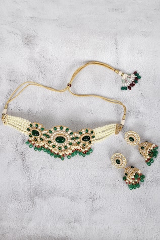 Auraa Trends Layered Kundan Necklace Set