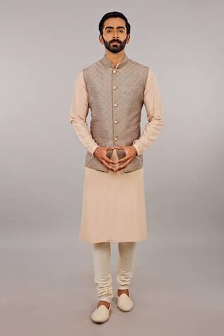 Vanshik Embroidered Bundi & Kurta Set