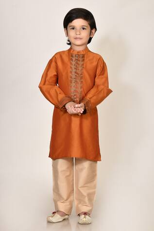 Arihant Rai Sinha Cotton Silk Kurta & Pant Set