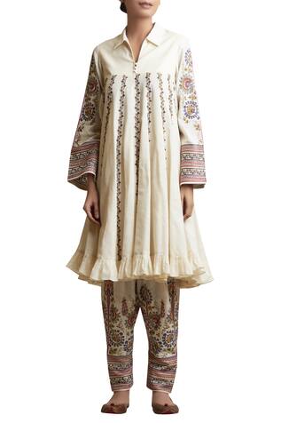 Sue Mue Embroidered Kurta and Pants