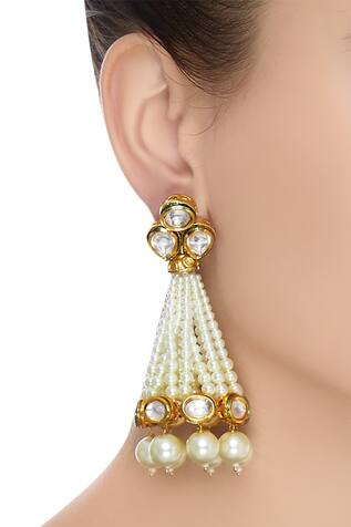 Gewels by Mona Pearl and kundan dangler earrings
