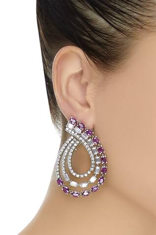 Gewels by Mona Paisley design stud earrings