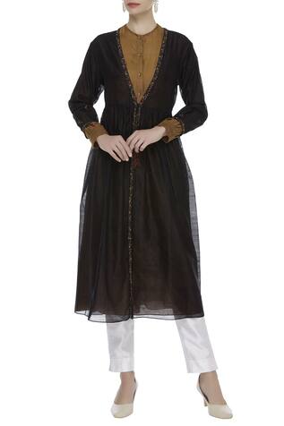 Virtuoso by Mekha and Anurag Kurta with gathered pleated jacket