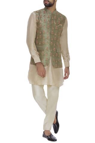 Aqube by Amber Raw silk booti floral embroidered jacket