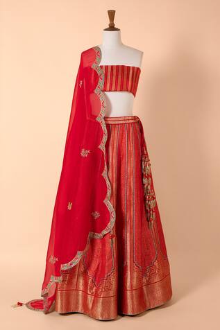 Ekaya Handwoven Satin Silk Lehenga With Unstitched Blouse Fabric