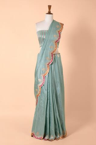 Ekaya Handwoven Silk Scallop Border Saree