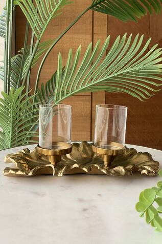Mason Home Ambrai Textured Leaf Candle Holder