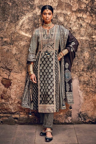anita dongre suits