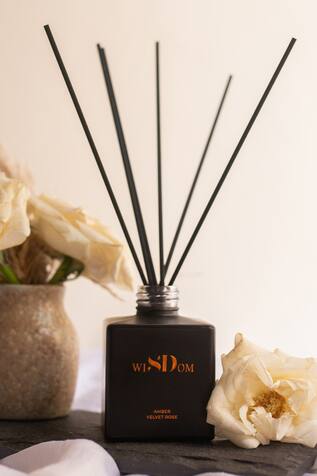 wiSdom Fragrances by Sheetal Desai Amber & Velvet Rose Reed Diffuser (Set of 1)