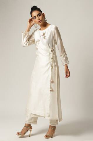Anantaa by Roohi Silk Chanderi Angrakha
