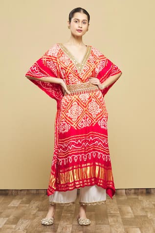 Tisha Saksena Silk Bandhani Kaftan Tunic Set