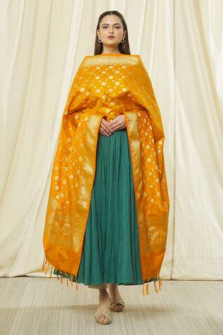 Khwaab by Sanjana Lakhani Floral Pattern Dupatta