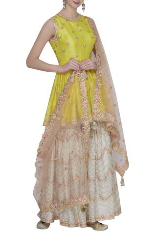 aza suits online