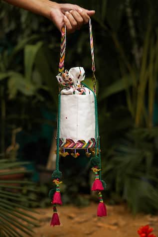 Baise Gaba- Accessories Modal Satin Printed Potli Bag