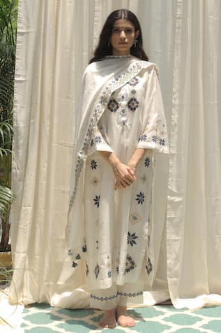 Shivani Bhargava Embroidered Pant