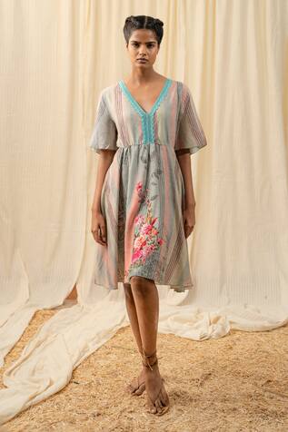 Label Reyya Stripe Print Dress