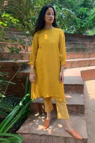 Chambray & Co. Embroidered Layered Kurta