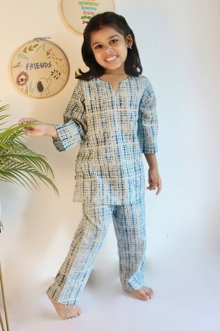 Charkhee Printed Night Suit Set