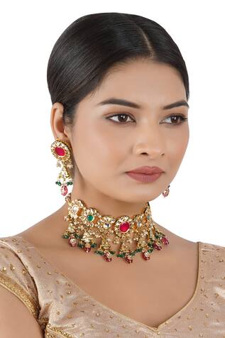 Chhavi's Jewels Floral Carved Necklace Set